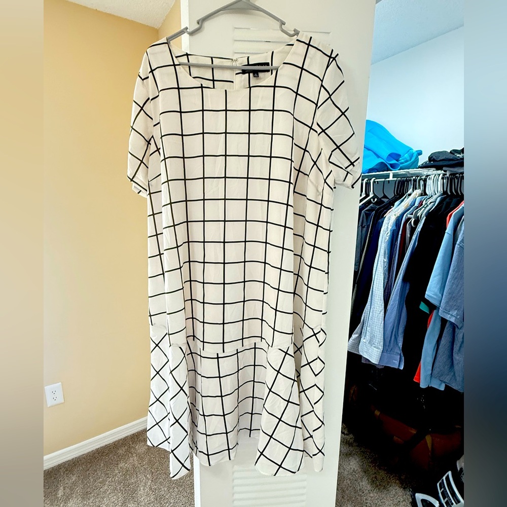 Eloquii Women's Black and White Dress